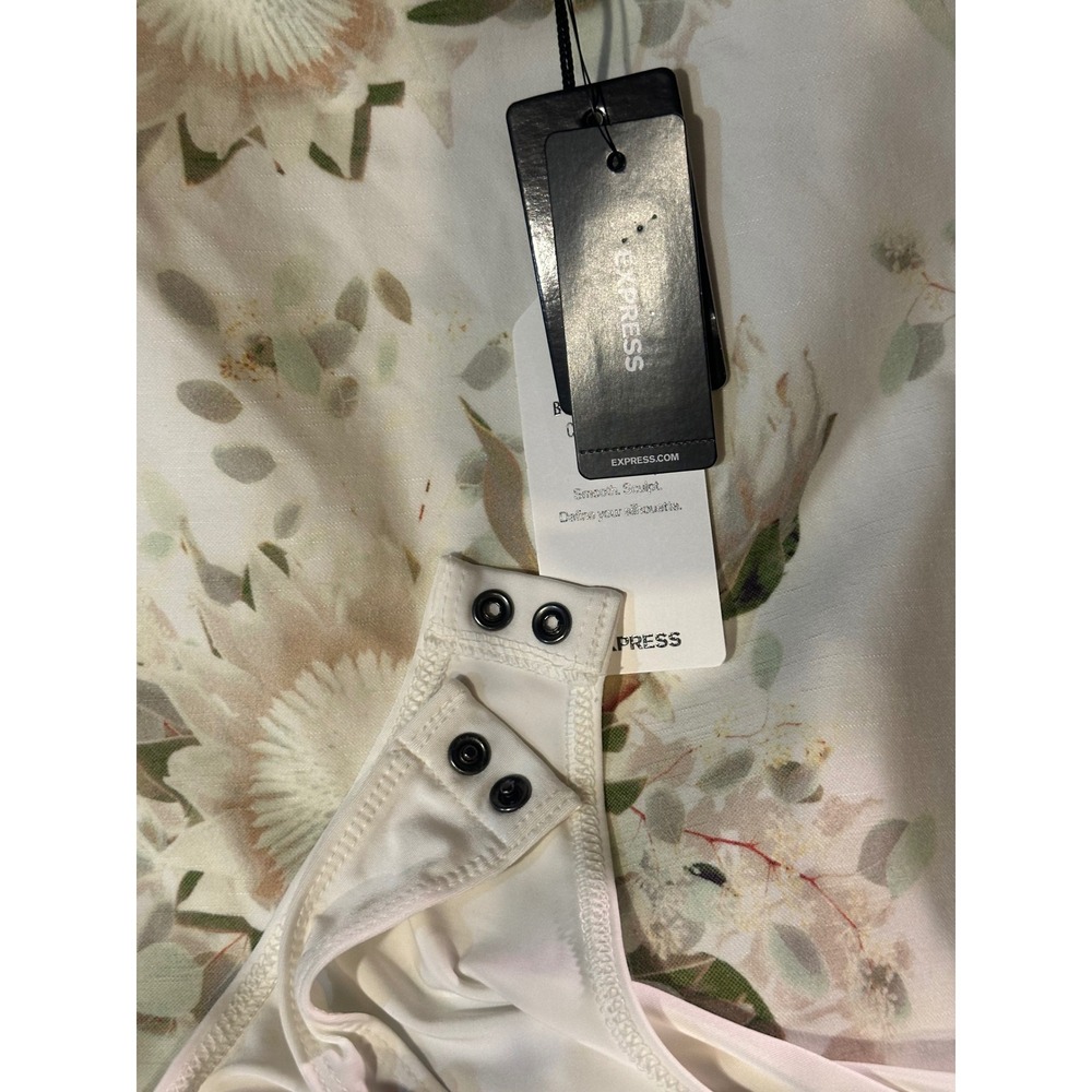 Express Body Contour Floral Square Neck Bodysuit Cream Green XL NWT - Picture 5 of 7
